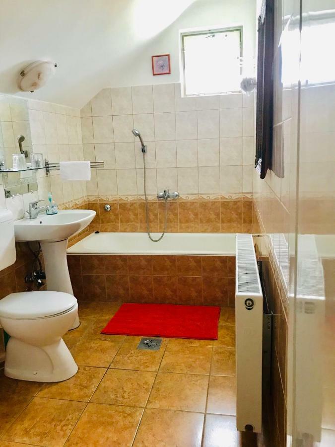 Appartamento Aranylo Apartman2 Hajdúszoboszló Esterno foto